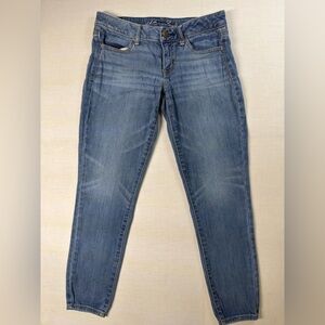 American Eagle Jegging Jeans Women's Size 6 Regular Med Blue Wash Stretch Jeans